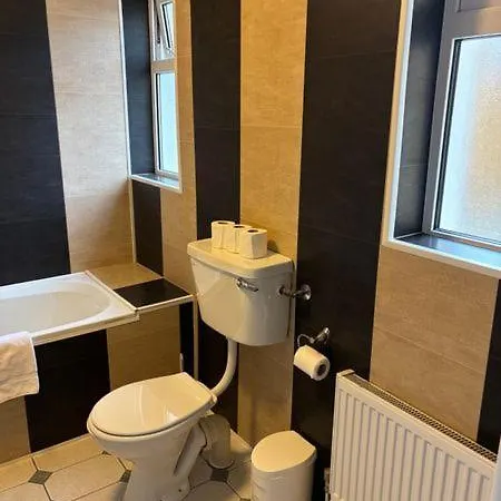 汉墨尼酒店-格雷恩小屋 招待所 基拉尼