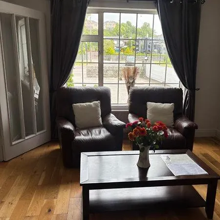 بيت ضيافة Harmony - Glena House