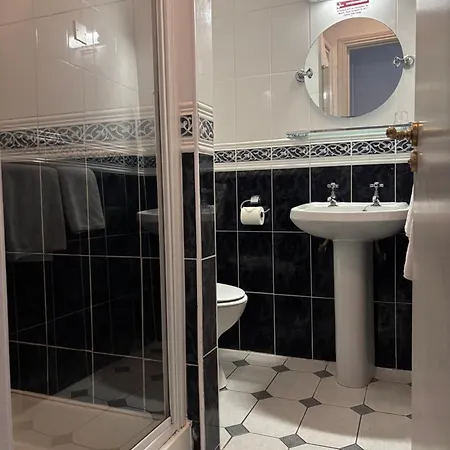 بيت ضيافة Harmony - Glena House 3*